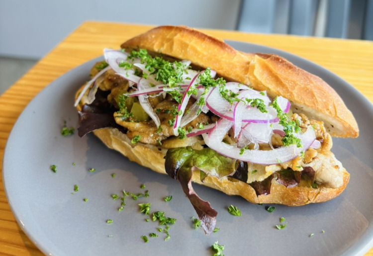 HONEY MASTARD PORK BANH MI SANDWICH
